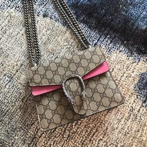 Gucci Pink Supreme Mini Dionysus 💗